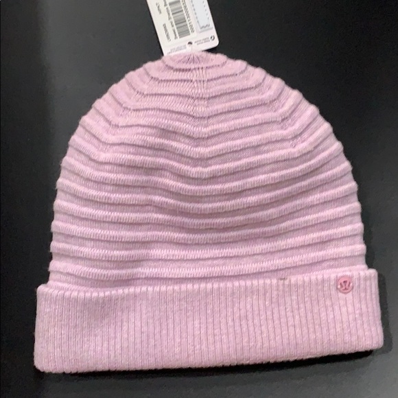 Lululemon Sweet and Sherpa Beanie HPKT - Picture 3 of 5